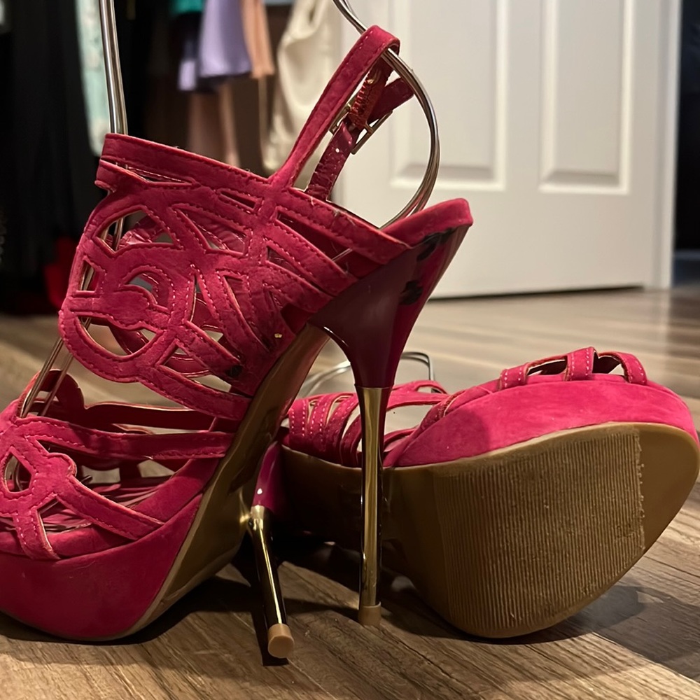 Brand new never worn!